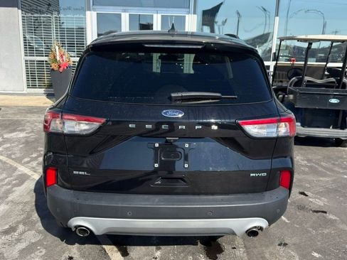 Used 2022 Ford Escape SEL image 4