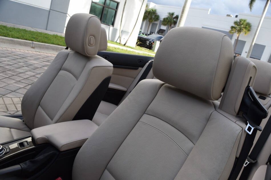 Used 2013 BMW 328i Convertible RWD image 44