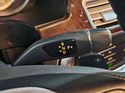 Used 2016 Mercedes-Benz E 350 Sedan image 12