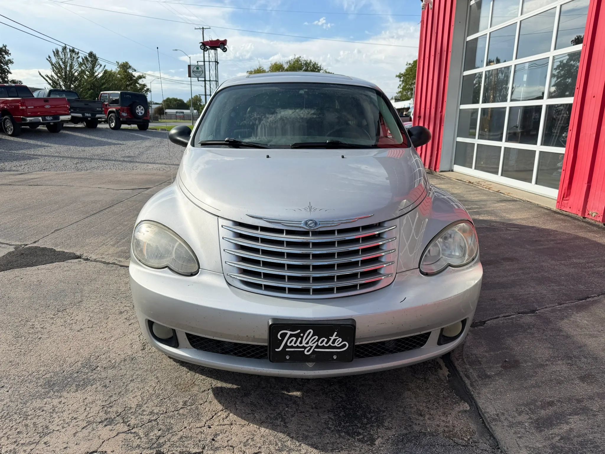Used 2007 Chrysler PT Cruiser Limited FWD image 3