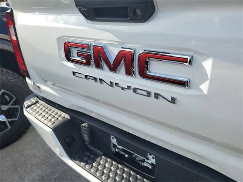 New 2025 GMC Canyon Elevation w/ Convenience Package image 8