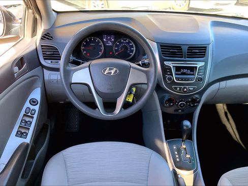 Used 2015 Hyundai Accent GLS image 5