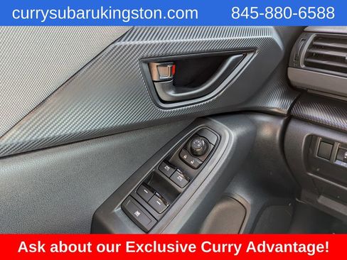 Used 2025 Subaru Crosstrek 2.0i Premium image 27