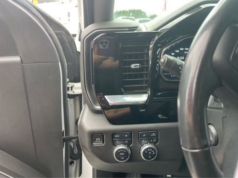 Used 2023 GMC Sierra 1500 SLT w/ SLT Premium Plus Package AWD/4WD image 14