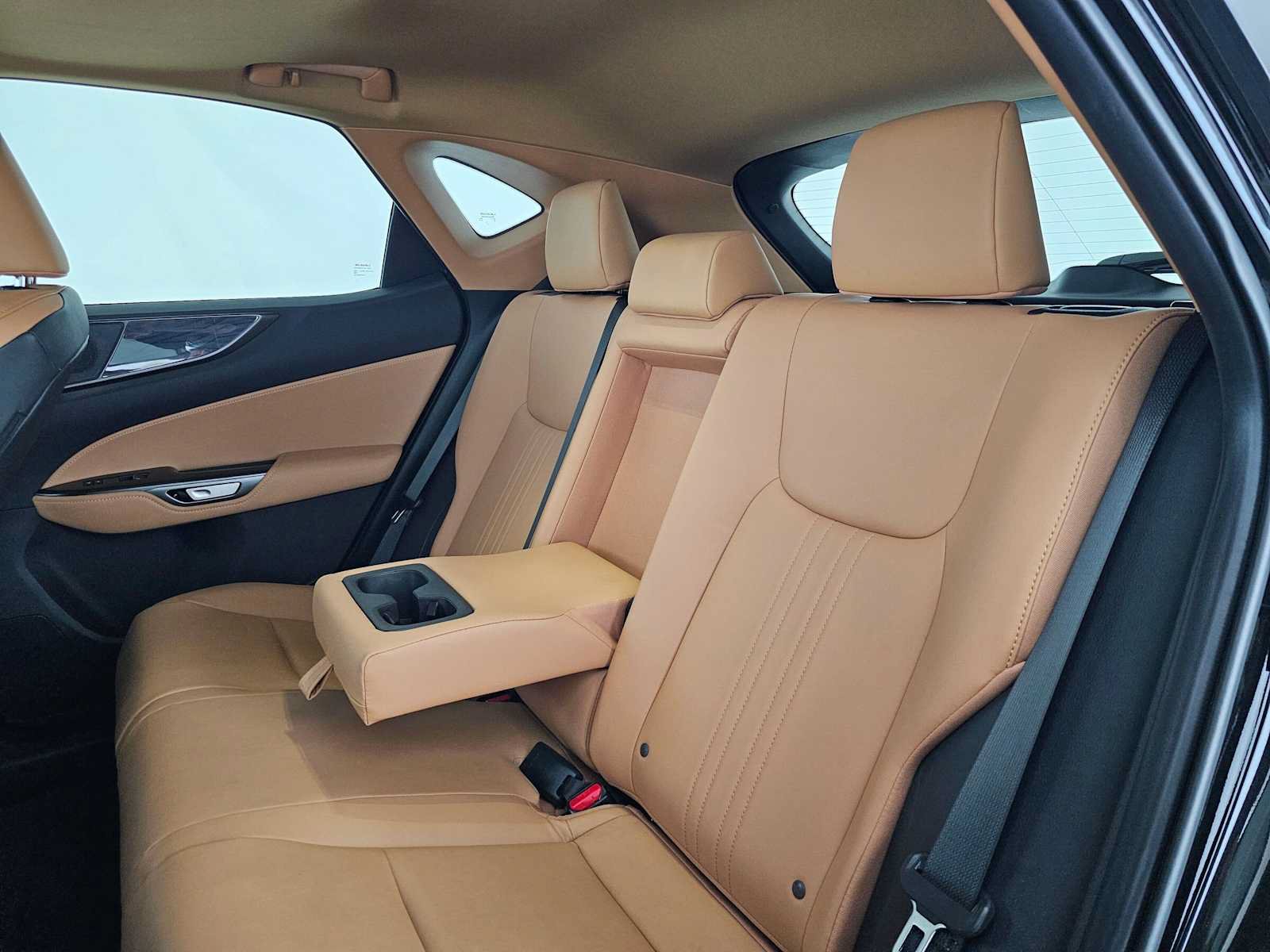 Certified 2025 Lexus NX 350h AWD w/ Accessory Package (2T) image 15