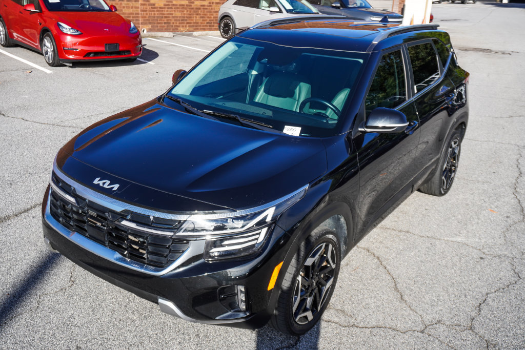 Used 2024 Kia Seltos SX w/ SX Sunroof Package AWD/4WD image 37
