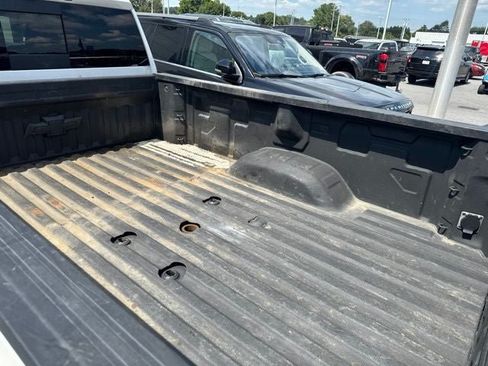 Used 2025 Chevrolet Silverado 3500 High Country w/ High Country Premium Package AWD/4WD image 13