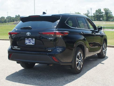 Certified 2026 Toyota Highlander XLE AWD/4WD image 23