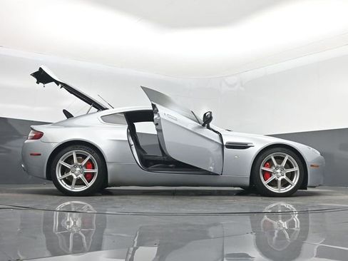 Used 2007 Aston Martin V8 Vantage Coupe image 7