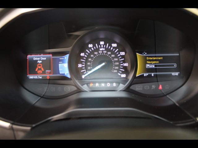 Used 2018 Ford Edge Titanium w/ Technology Package AWD/4WD image 21