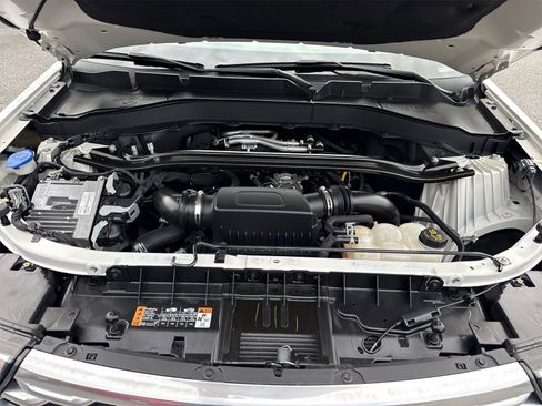 Used 2022 Ford Explorer Platinum w/ Equipment Group 601A image 41