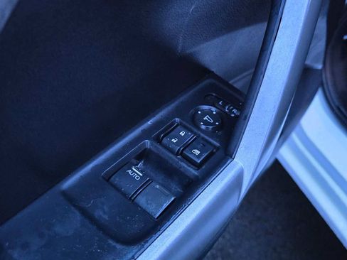 Used 2014 Honda Civic LX image 18