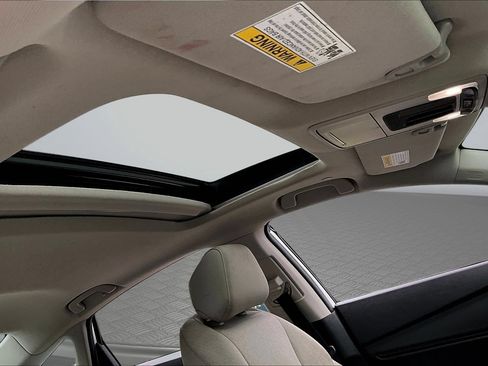 Used 2024 Honda Accord EX image 27