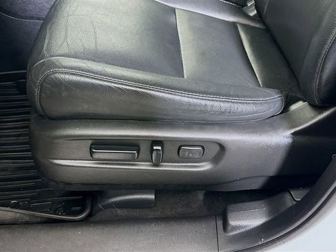 Used 2021 Honda Pilot Touring image 24