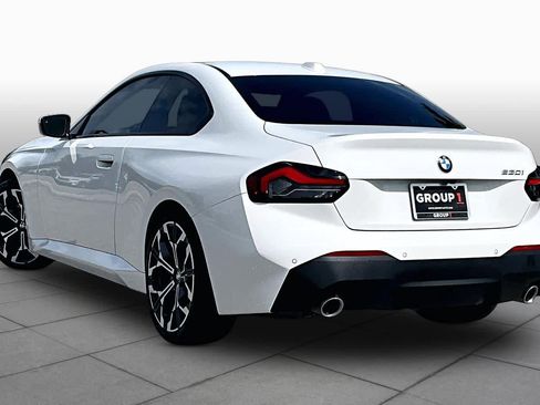 Used 2026 BMW 230i Coupe w/ Convenience Package RWD image 11