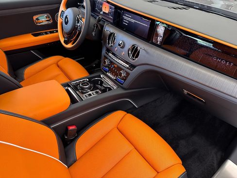 Used 2025 Rolls-Royce Ghost AWD/4WD image 15