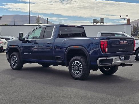 Used 2022 GMC Sierra 2500 SLE image 3