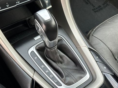 Used 2013 Ford Fusion Energi SE image 18