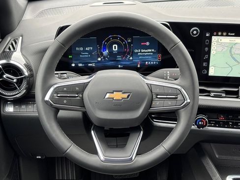 New 2026 Chevrolet Equinox LT w/ Convenience Package II image 12