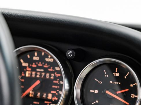 Used 1997 Porsche 911 Carrera 4S AWD/4WD image 97