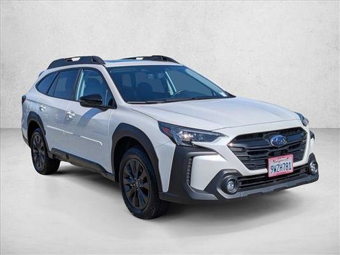 Certified 2025 Subaru Outback Onyx Edition XT AWD/4WD image 3