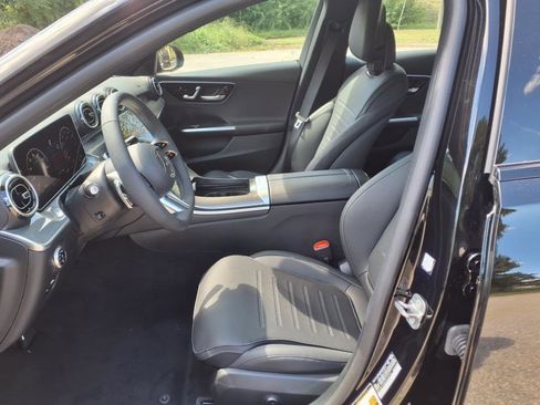 Used 2025 Mercedes-Benz C 300 4MATIC Sedan image 14