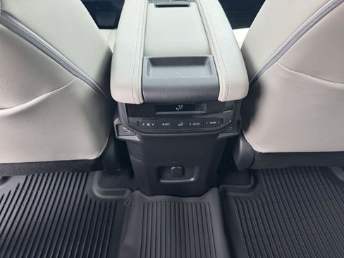 New 2026 Toyota Grand Highlander AWD image 27