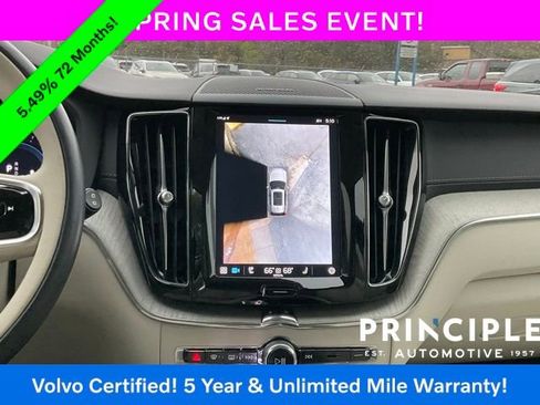 Certified 2024 Volvo XC60 B5 Ultimate w/ Climate Package image 24