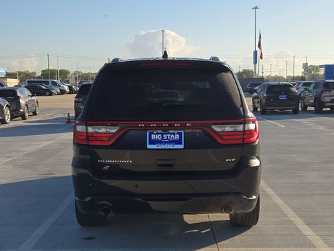 Used 2025 Dodge Durango GT image 5