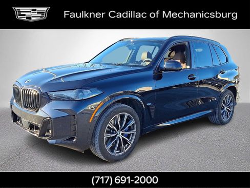 Used 2025 BMW X5 xDrive40i w/ M Sport Package image 2
