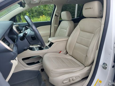 Used 2020 GMC Acadia Denali w/ Trailering Package AWD/4WD image 14