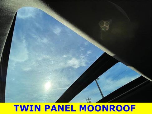 Used 2019 Ford F350 Limited w/ FX4 Off-Road Package image 23