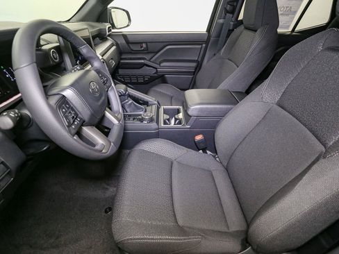 New 2026 Toyota 4Runner SR5 AWD/4WD image 23