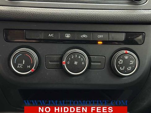 Used 2017 Volkswagen Tiguan Limited w/ Alloy Wheels Package image 34