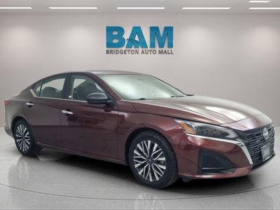 Used 2024 Nissan Altima 2.5 SV