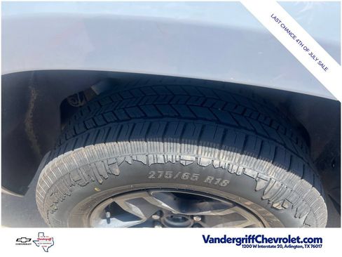 Used 2018 Chevrolet Tahoe 2WD w/ Remote Keyless Entry Package image 9