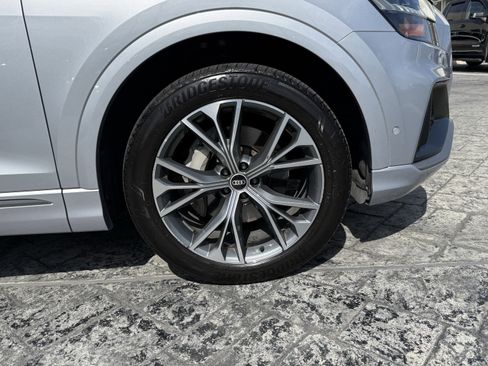 Used 2021 Audi Q8 Premium Plus w/ Premium Plus Package image 9