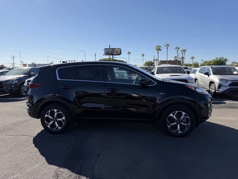 Used 2021 Kia Sportage LX image 12