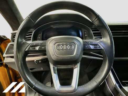 Used 2019 Audi Q8 Prestige w/ Luxury Package AWD/4WD image 10