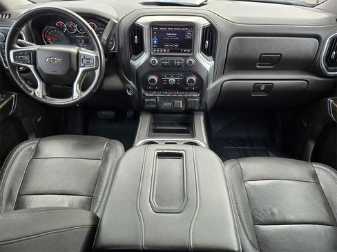 Used 2019 Chevrolet Silverado 1500 RST image 9
