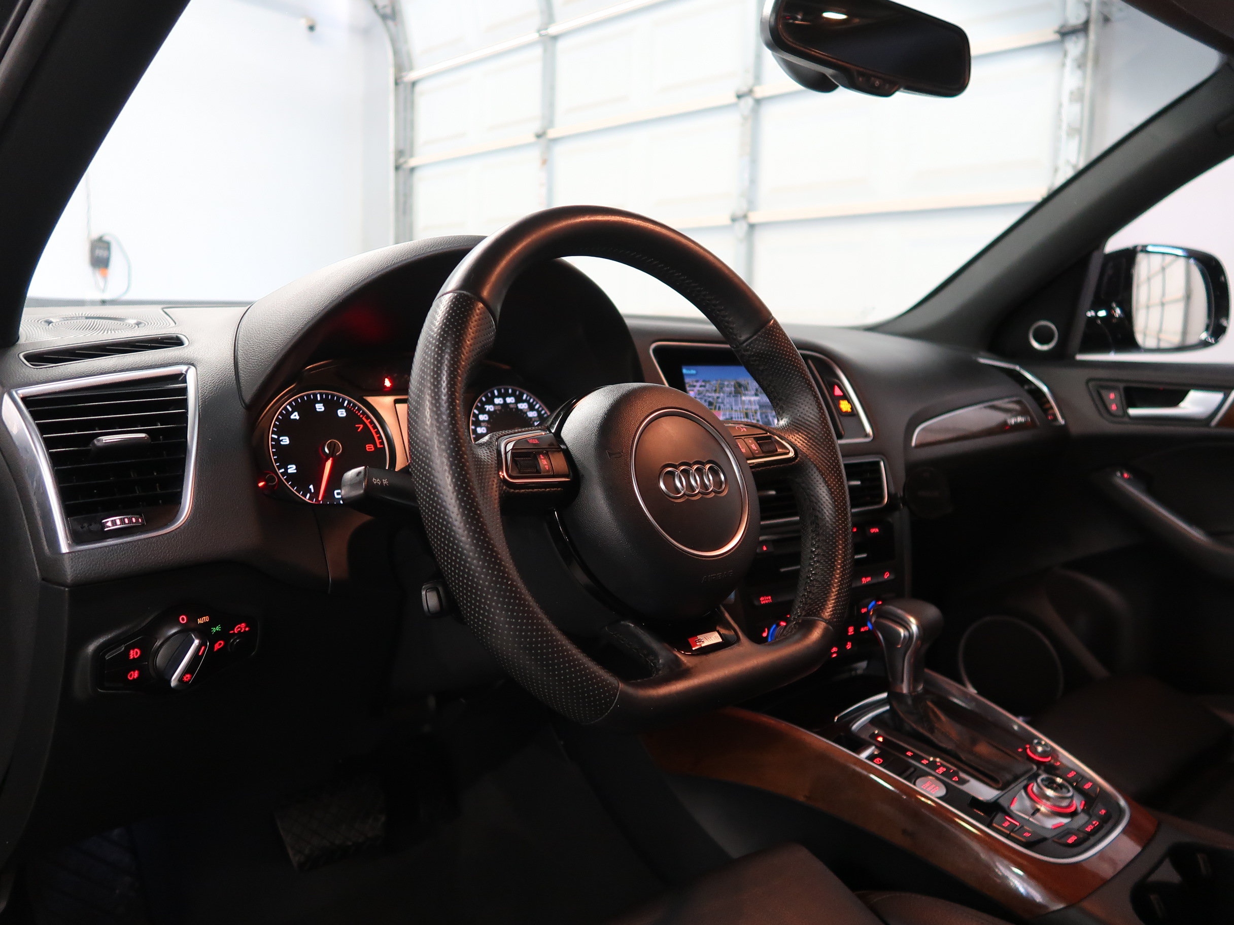 Used 2016 Audi Q5 3.0T Premium Plus w/ Technology Package AWD/4WD image 31