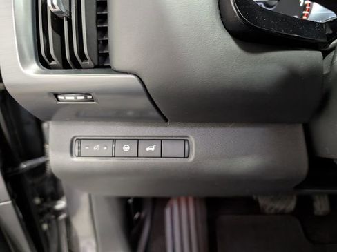 Used 2023 Nissan Pathfinder SL w/ SL Premium Package AWD/4WD image 21