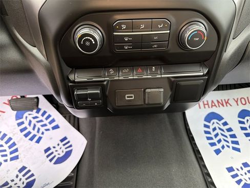 Used 2019 Chevrolet Silverado 1500 Custom Trail Boss w/ Custom Convenience Package image 22