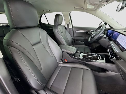 Used 2025 Buick Envision Preferred AWD/4WD image 28