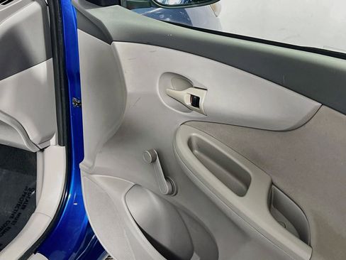 Used 2010 Toyota Corolla FWD image 31