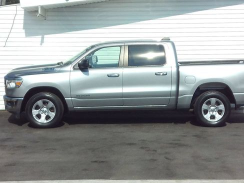 Used 2019 RAM 1500 Big Horn AWD/4WD image 2