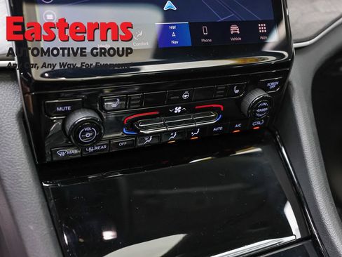 Used 2023 Jeep Grand Cherokee 4WD 4xe image 21