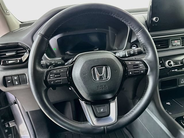 Used 2024 Honda Pilot Elite image 12