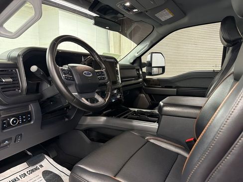 Certified 2025 Ford F250 Lariat w/ Chrome Package image 6