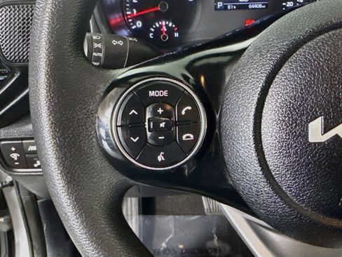 Used 2022 Kia Soul S FWD image 14